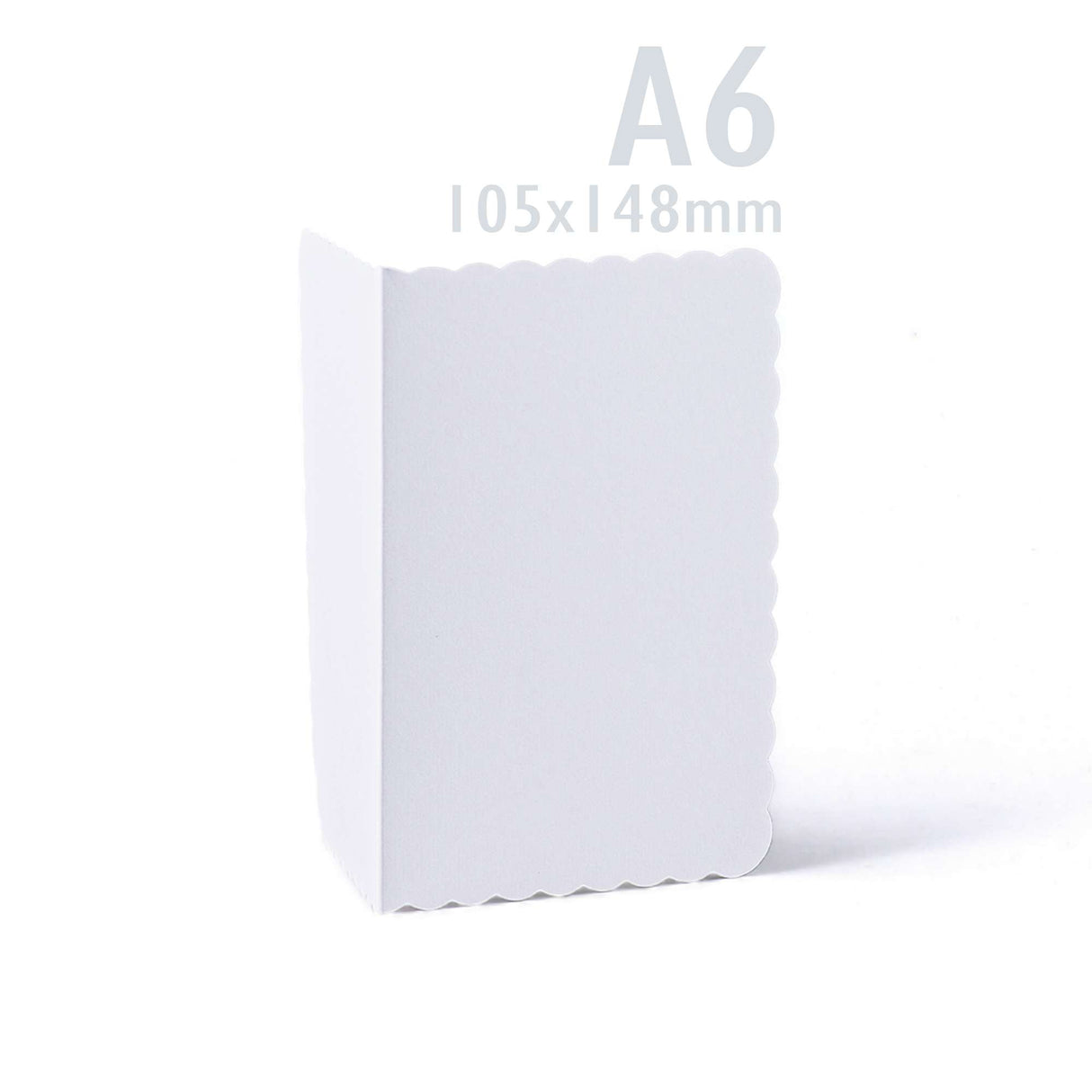 Bele kartice in ovojnice z valovitim robom – pakiranje